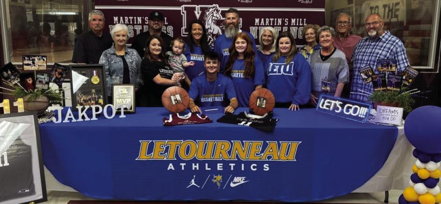 Kinder signs with LeTourneau