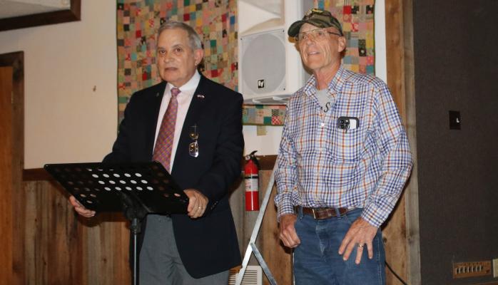 Van Zandt County Republican Club President Doc Collins (right) introduced VZC Judge Andy Reese Feb. 8 at the VZC Pct. 4 Town Hall Meeting in Edom. Photo by Susan Harris