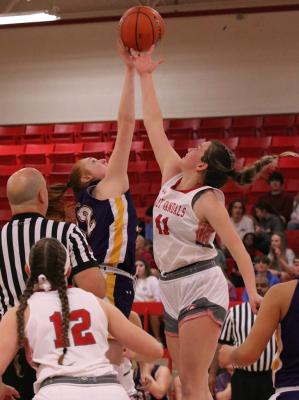 The Van Lady Vandals were scheduled to compete in their second tournament of the 2022-’23 season Dec. 8-10 in Brownsboro. Photo by Liz Hinch