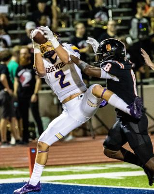 Ragle wins in debut as Eagle coach