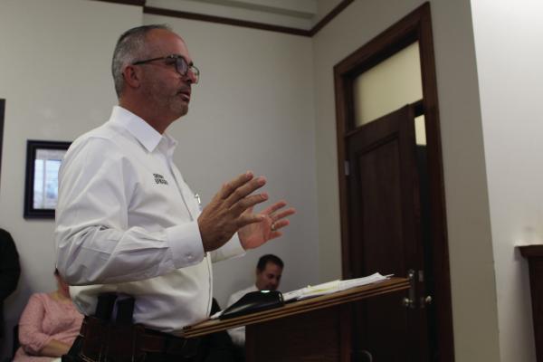 Van Zandt County Sheriff Kevin Bridger spoke to the VZC Commissioners Court during their regular meeting Nov. 5 about a proposed purchase of tasers for the VZC Sheriff’s Department. The purchase was approved unanimously by the commissioners’ court. Story on page 3A. Photo by David Barber