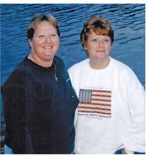 Pat Summitt and her sister, Jada Smallwood