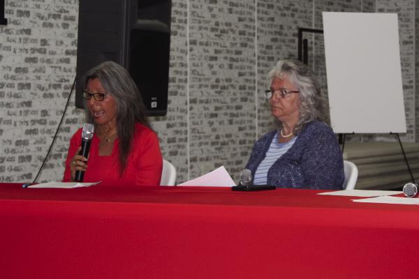 Republican Club of Van Zandt County (RCVZC) Members Patty Gallagher (left) and Sandra Plaster served as the panel asking questions of the candidates during the RCVZC Political Forum April 27 at the VZC Farm Bureau Event Center in Canton. Candidates in the May 26 runoff election for VZC Judge, VZC Criminal District Attorney, VZC Pct. 2 Commissioner, and VZC Pct. 4 Commissioner participated in the forum. Photo by David Barber
