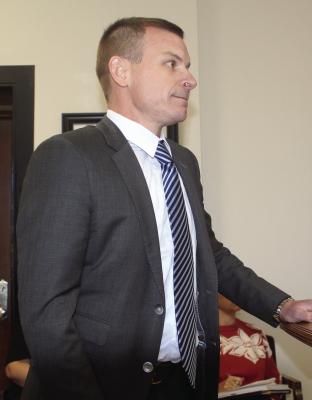 The Texas Resolution PLLC Attorney/ Mediator J. D. McMullen visited with the Van Zandt County Commissioners Court during its regular meeting Nov. 20 regarding a resolution establishing a County Resolution Fund which was approved unanimously by the commissioners’ court. Photo by David Barber