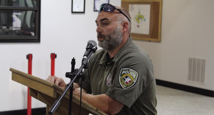 Van Police Chief Eric Doering presented his monthly report May 14 during the regular monthly meeting of the Van City Council. Photo by David Barber