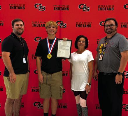 Meroney named ‘Outstanding Performer’ at state contest