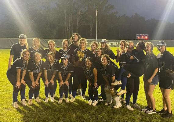 LADY CATS MARCH ON