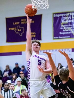 The Edgewood Bulldogs ran their district-winning streak to three games overall with victories over both Paris Chisum and Lone Oak over the past week. Edgewood is now tied for second overall in district with five games to play. Photo by Dusty Goodwin