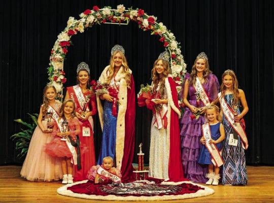 Tatum Horton was named as the 2025 Van Oil Queen during the annual Van Oil Queen Pageant Oct. 11. Members of the Queen’s Court included Makinley Vasquez, Little Miss; Parker Hill, Dainty Miss; Ella Holder, Petite Miss; Emorie Noell, Young Miss; Blakley McLellan; Melody Hooks, Teen Miss; Cori Wood, Tenn Miss Runner-up; and Grace Hyepock, Queen runner-up. The queen and her court were recognized during the annual Van Oil Festival Oct. 18. Photo by Liz Hinch