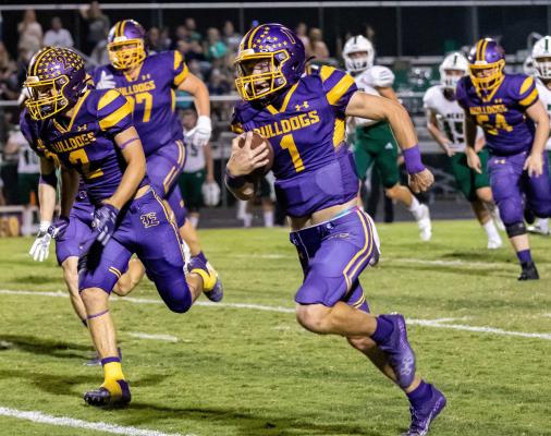 The Edgewood Bulldog football program was recently named a finalist for the 2022-‘23 National Football Foundation National High School Academic Excellence Award for their strong performance in the classroom. Photo by Dusty Goodwin