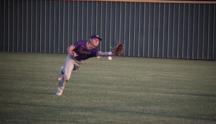 Edgewood Bulldog right fielder Treston Turner attempted a catch April 25 at Malakoff. After finishing their regular season and district schedule, the Bulldogs entered the bi-district round of the Class 3A state baseball playoffs against West Rusk at Bullard High School May 1-3.