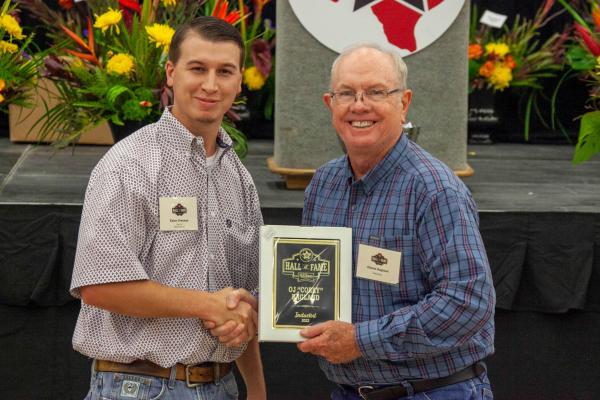 ATAT inducts Ragland to the 2022 Texas Hall of Fame