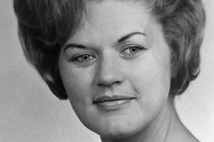 Marilyn Dolores Smith
