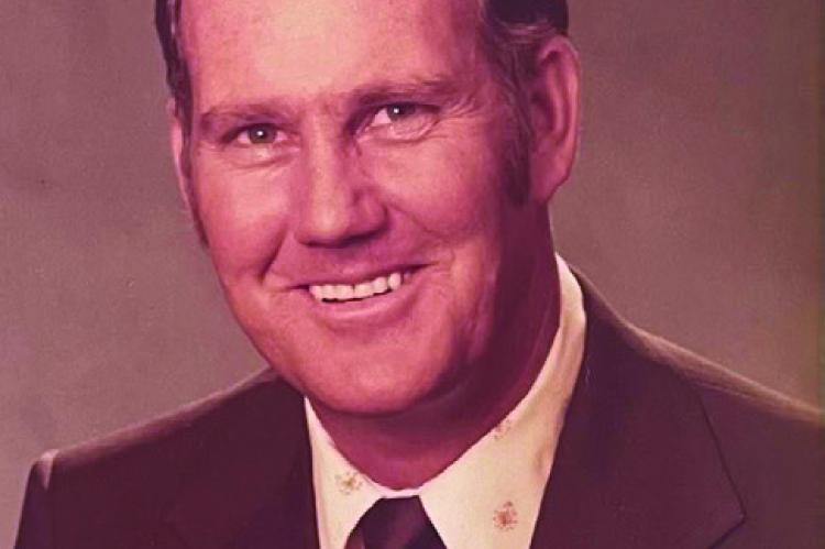 Douglas Marshall Toliver
